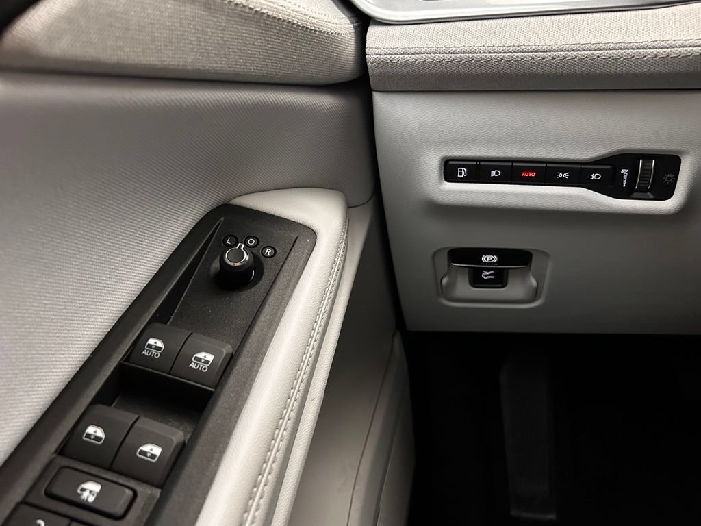 New 2026 Jeep Cherokee Laredo AWD/4WD image 18