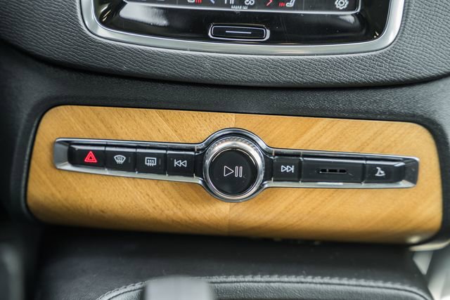 Used 2023 Volvo XC90 B6 Plus w/ Protection Package image 24