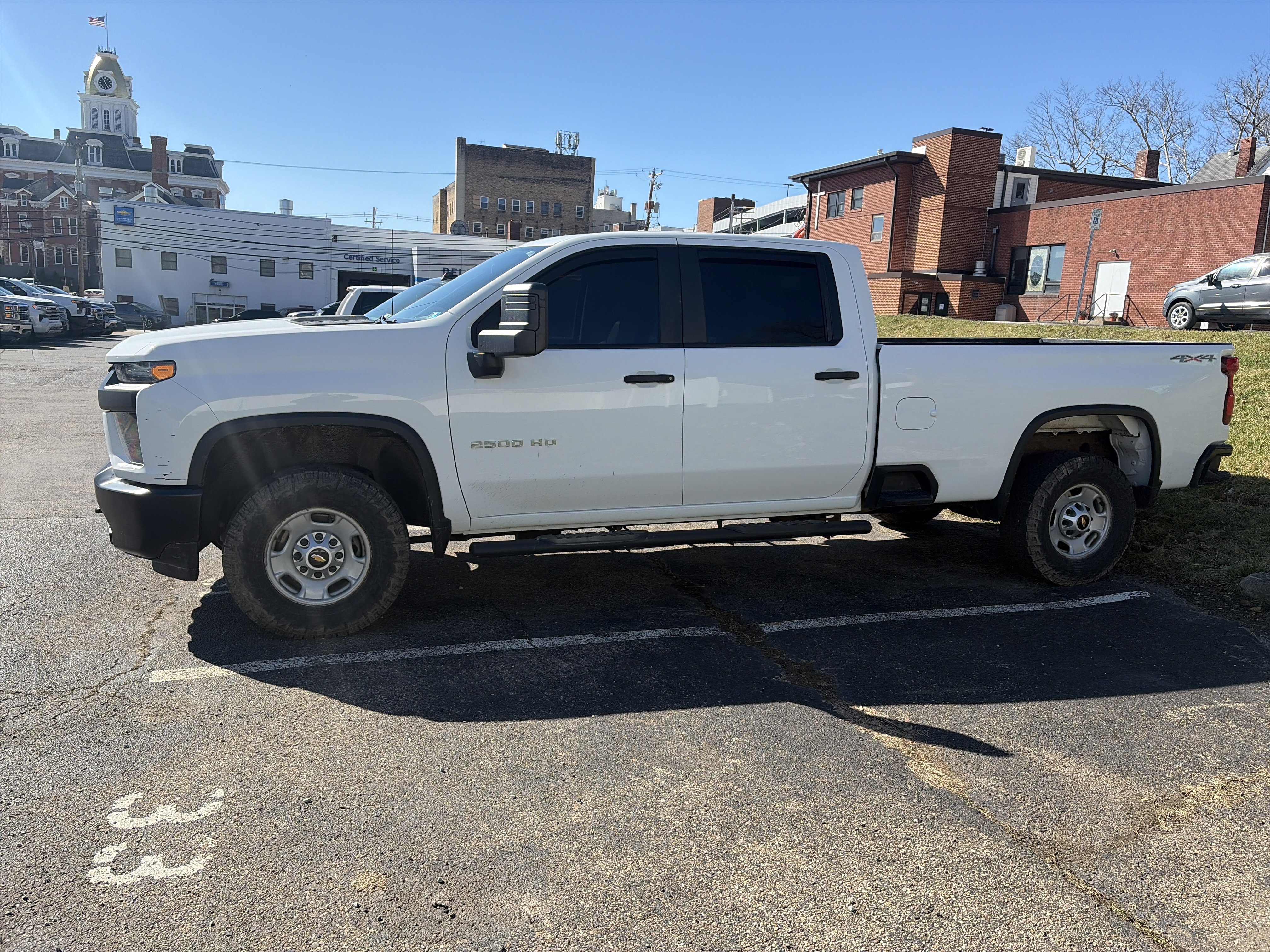 Used 2020 Chevrolet Silverado 2500 W/T image 2