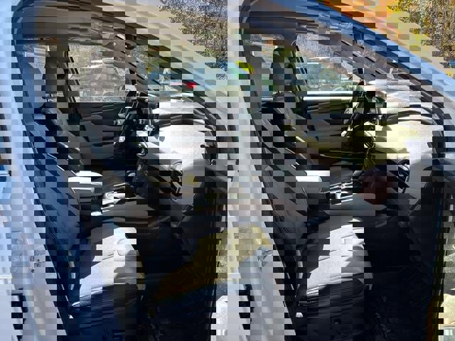 Used 2020 Hyundai Santa Fe Limited image 16