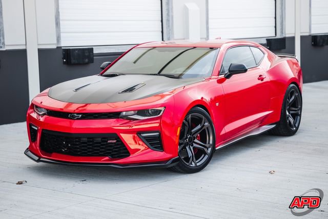 Used 2017 Chevrolet Camaro SS RWD image 38