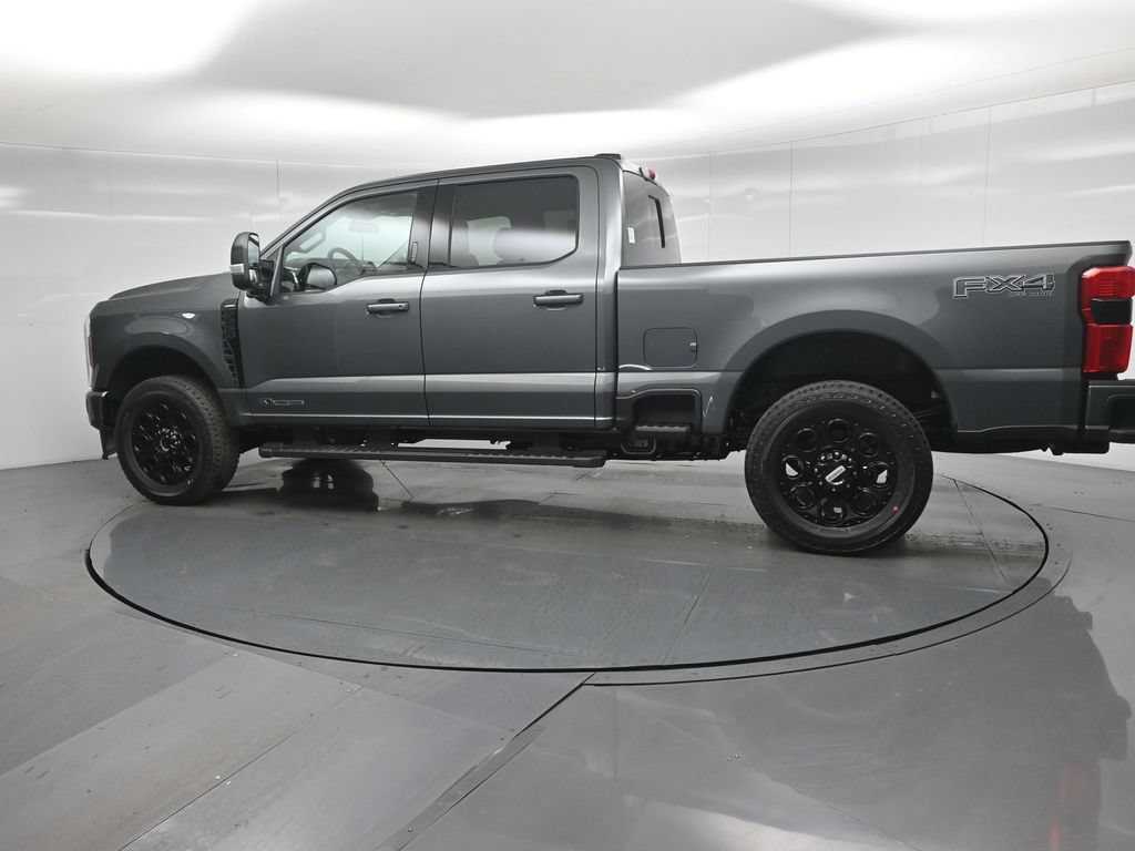 New 2026 Ford F250 Lariat w/ Black Appearance Package AWD/4WD image 6