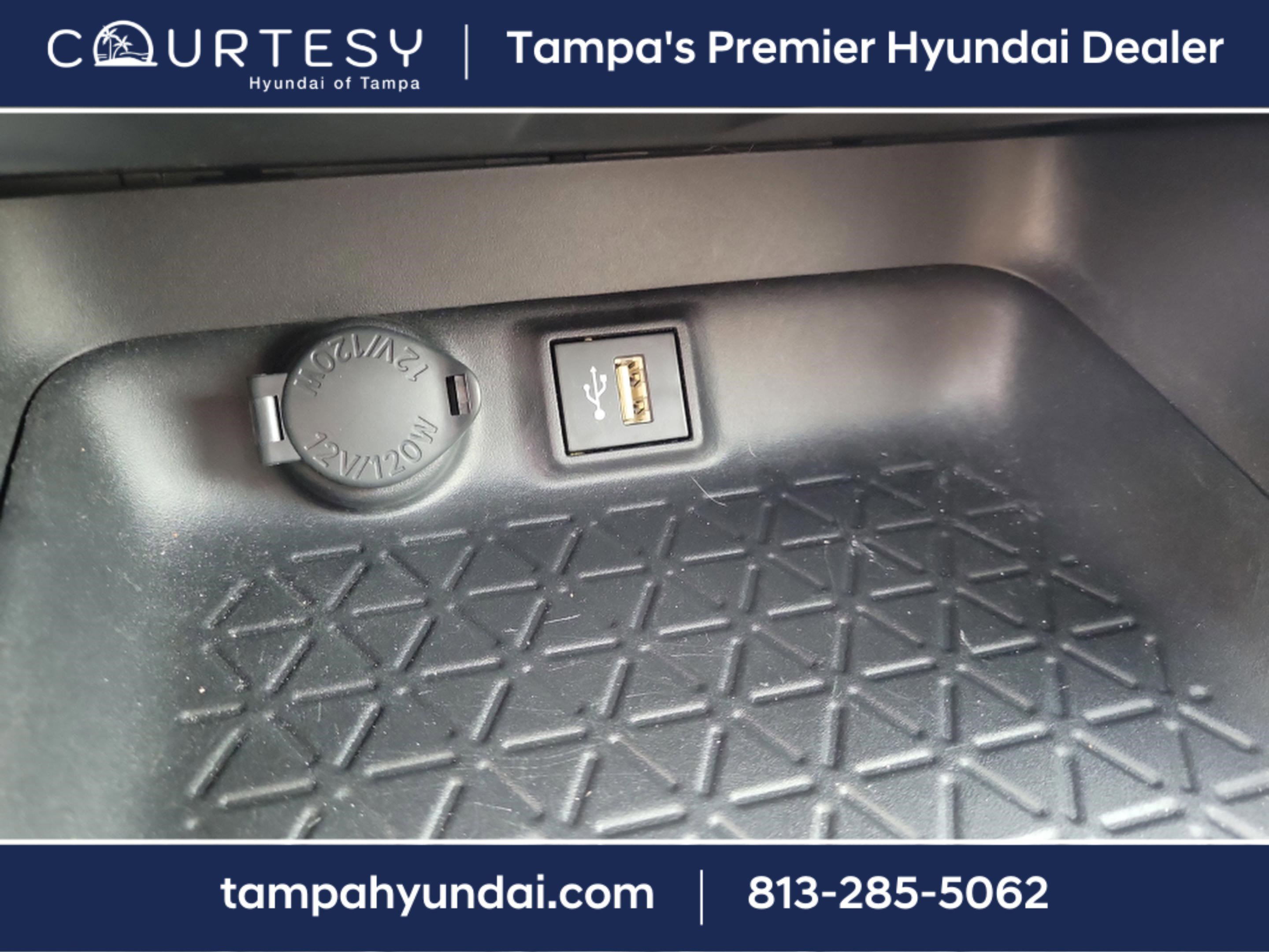 Used 2024 Toyota RAV4 XLE image 32