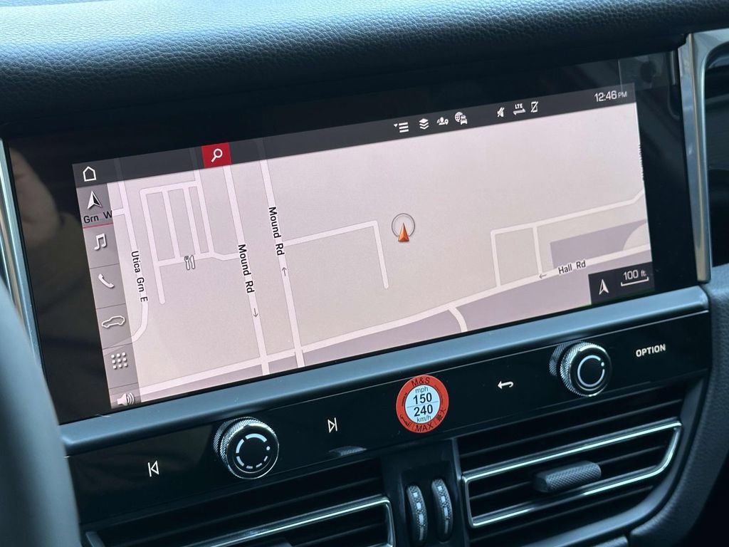 New 2026 Porsche Macan AWD/4WD image 25