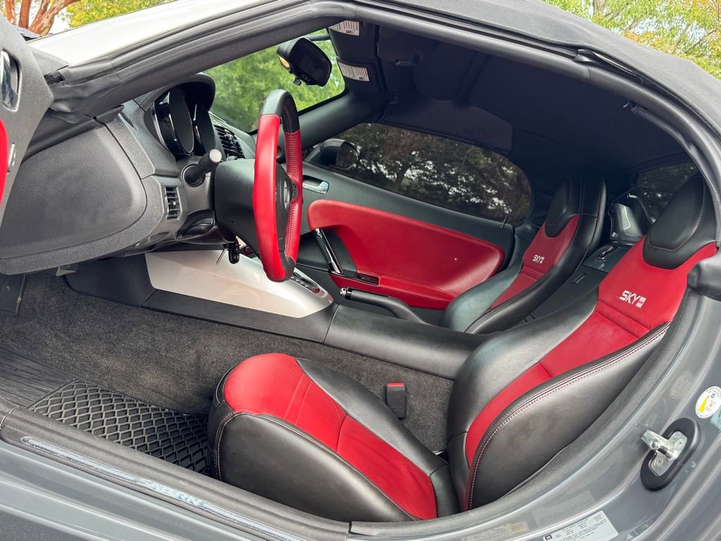 Used 2008 Saturn Sky Red Line image 12