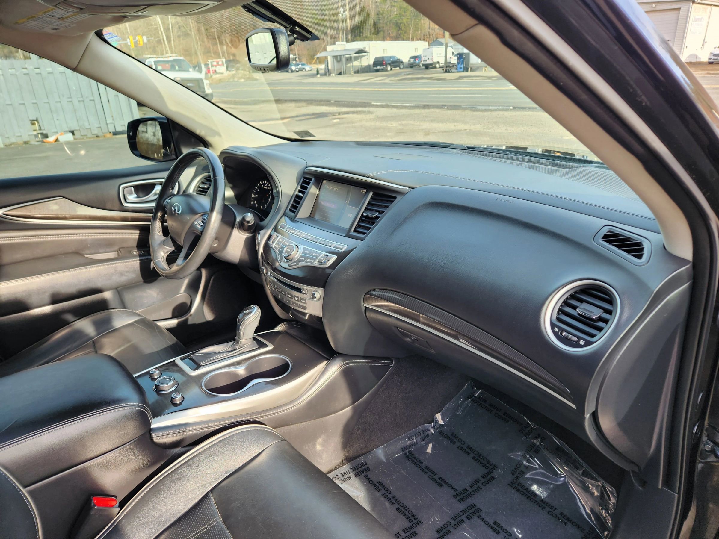 Used 2018 INFINITI QX60 Luxe image 19