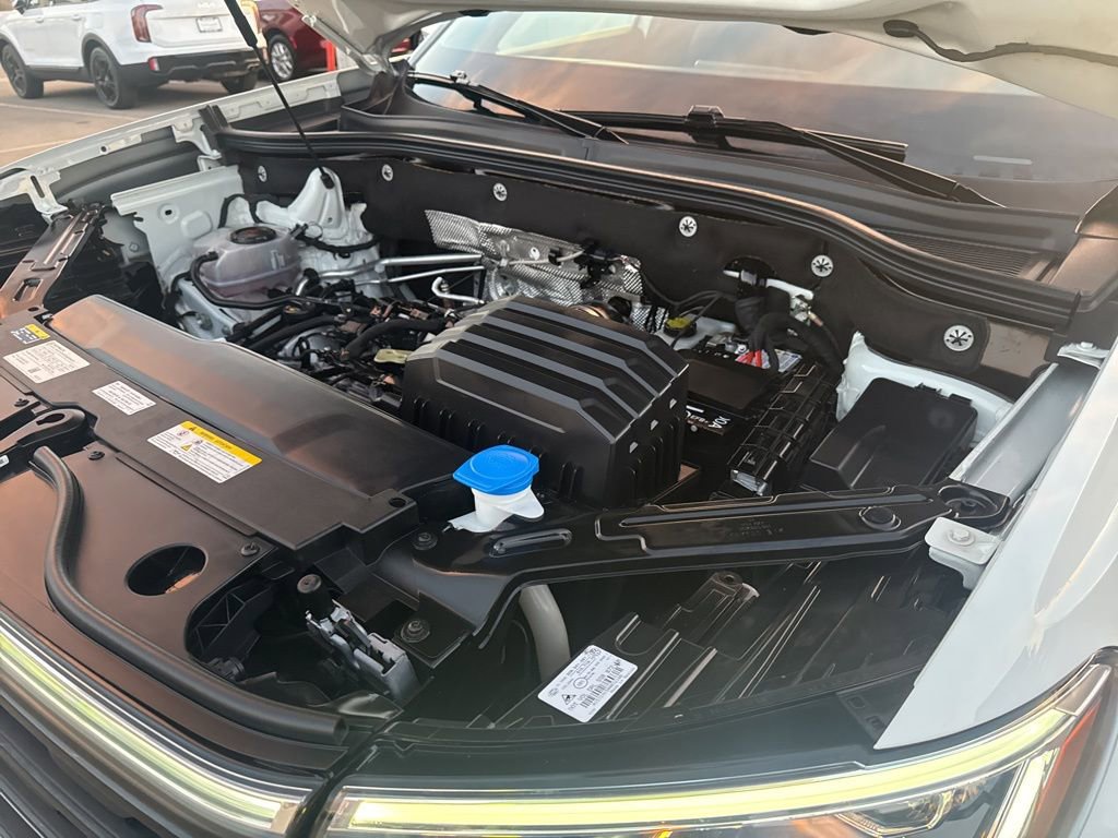 Used 2024 Volkswagen Atlas Cross Sport SE w/ Black Wheel Package image 30