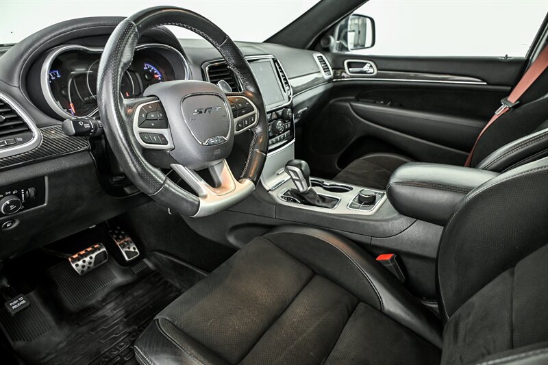 Used 2019 Jeep Grand Cherokee SRT AWD/4WD image 15