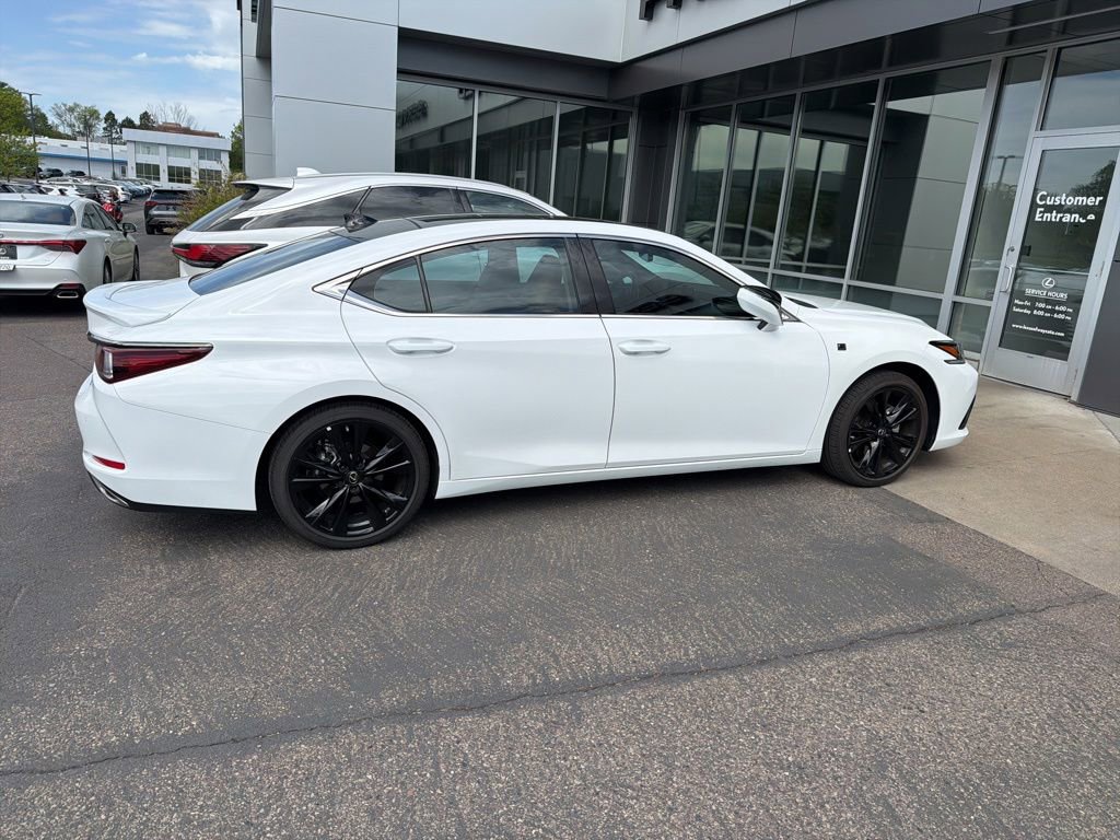 Certified 2025 Lexus ES 350 w/ Accessory Package (Z1) FWD image 9