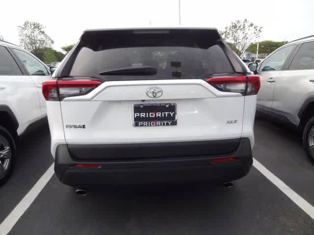 Certified 2024 Toyota RAV4 XLE FWD image 8