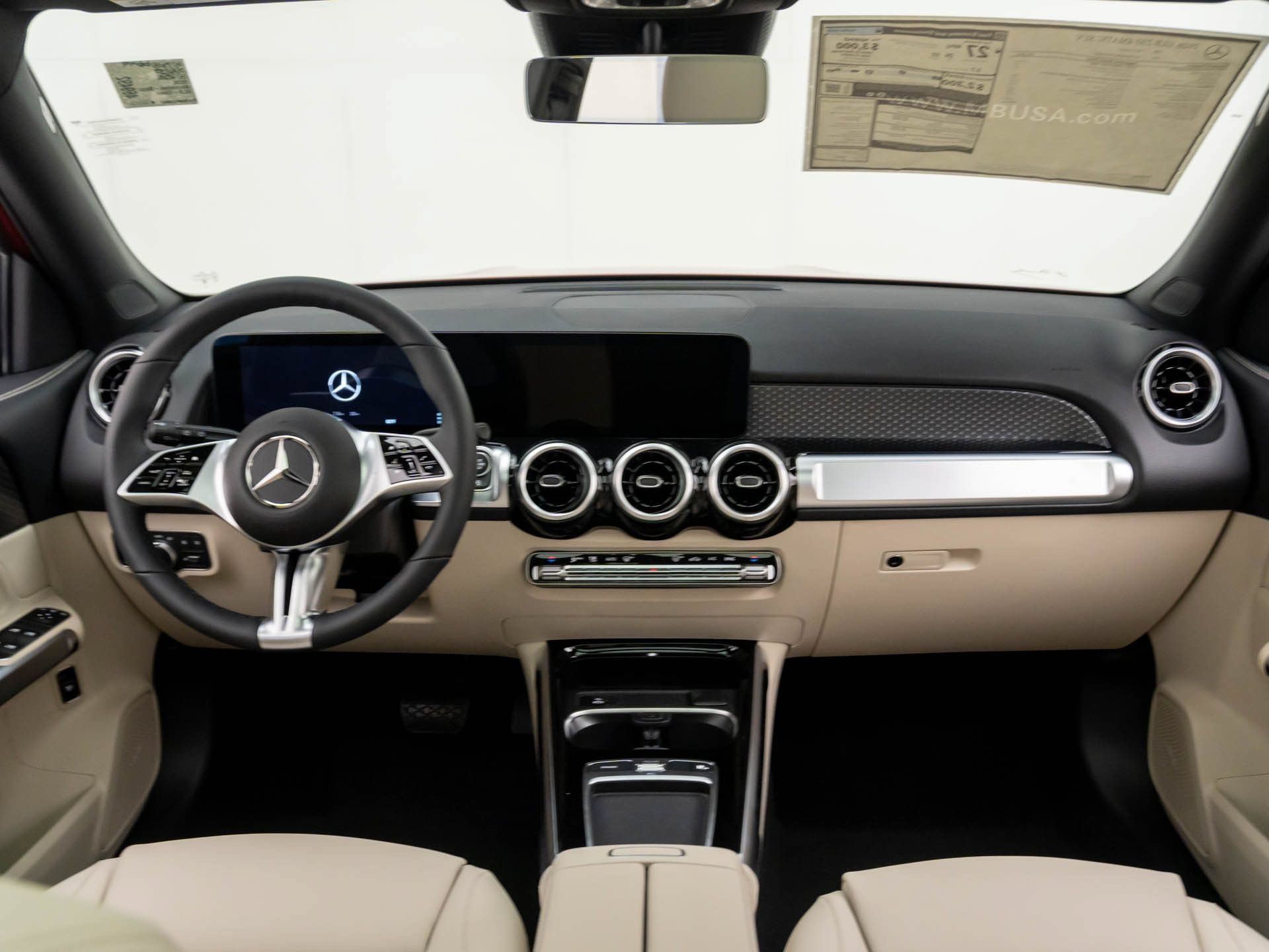 New 2026 Mercedes-Benz GLB 250 4MATIC image 10