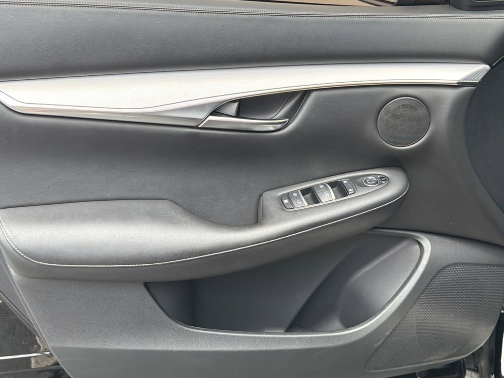 Used 2021 INFINITI QX50 Luxe FWD image 10