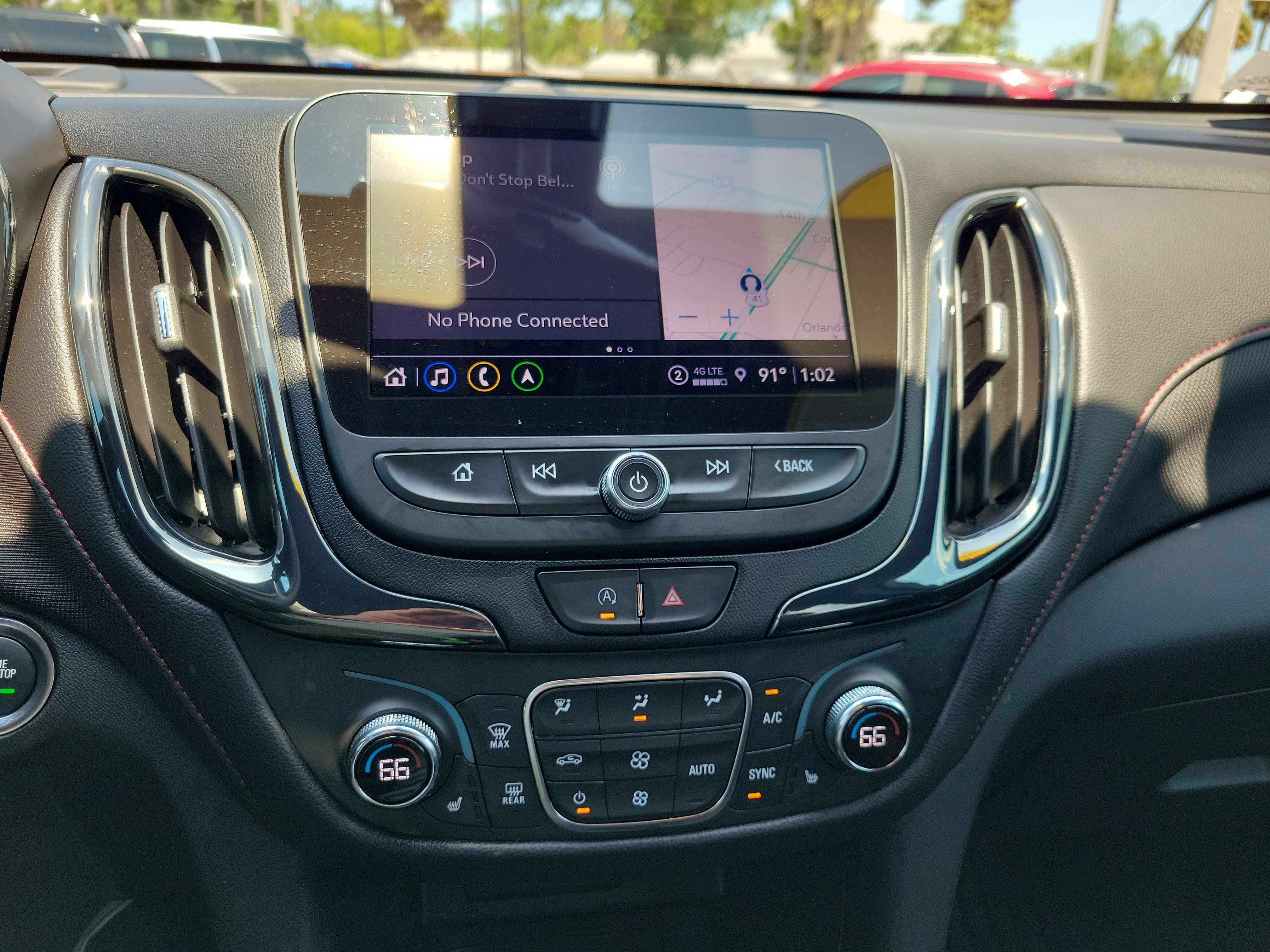 Used 2023 Chevrolet Equinox RS w/ RS Leather Package FWD image 21