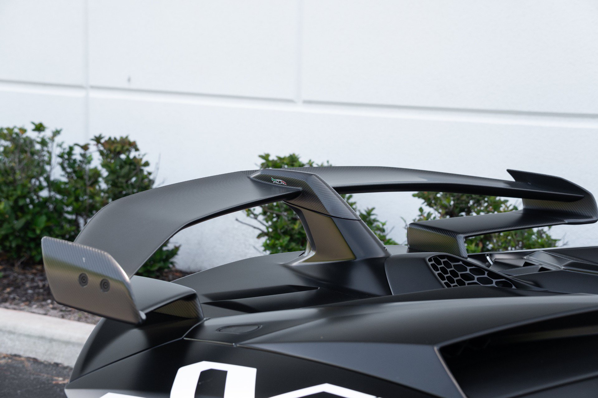 Used 2020 Lamborghini Aventador SVJ AWD/4WD image 29