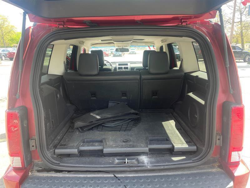 Used 2007 Dodge Nitro R/T RWD image 14
