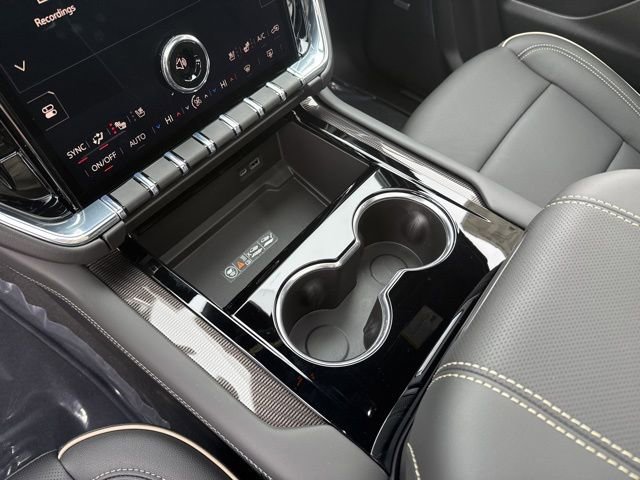 New 2026 GMC Yukon XL Elevation image 27