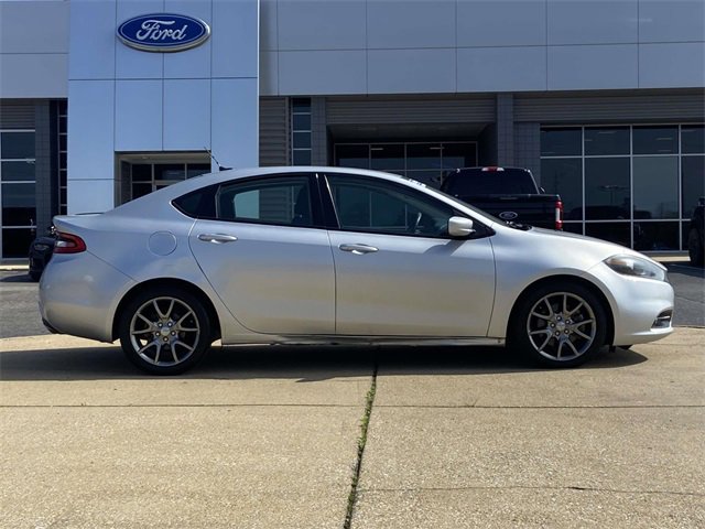 Used 2013 Dodge Dart SXT w/ SXT Special Edition Group image 2