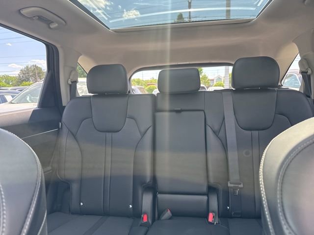 Certified 2025 Kia Sorento S w/ Panoramic Sunroof Package image 11