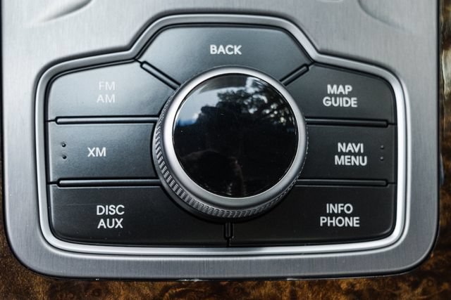 Used 2012 Hyundai Equus Signature RWD image 69