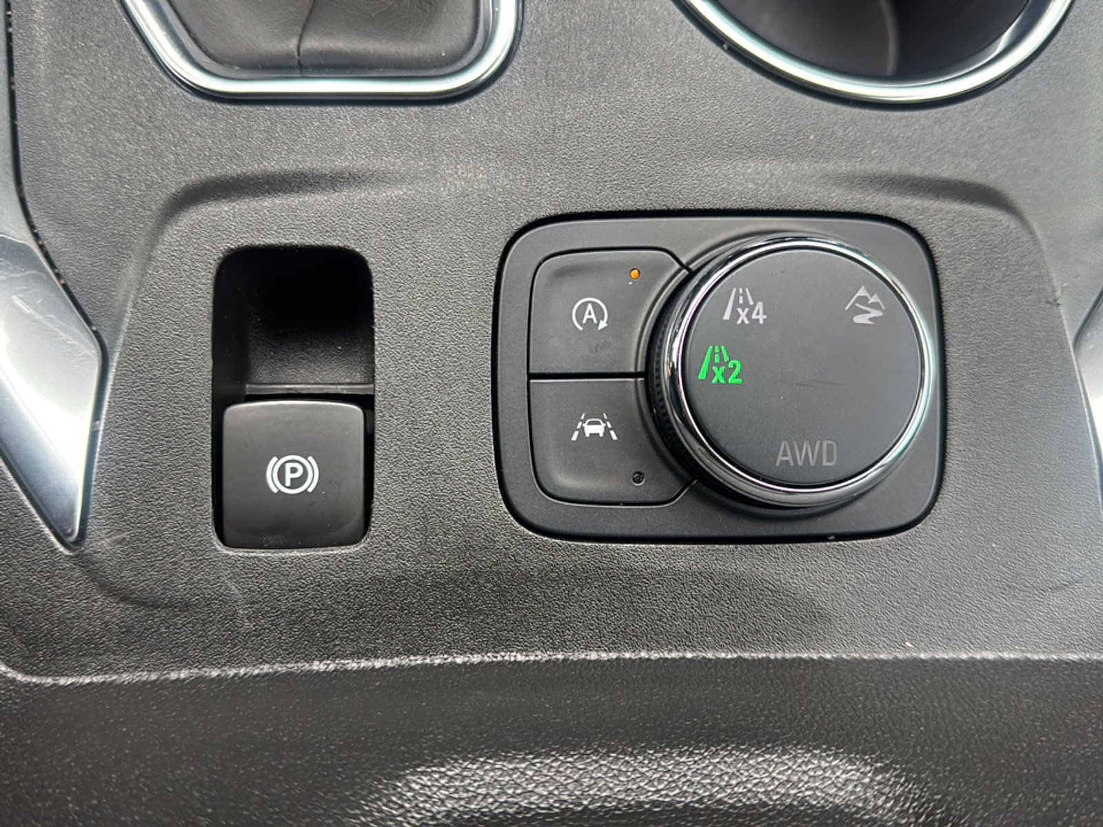 Certified 2023 Chevrolet Traverse LT AWD/4WD image 42