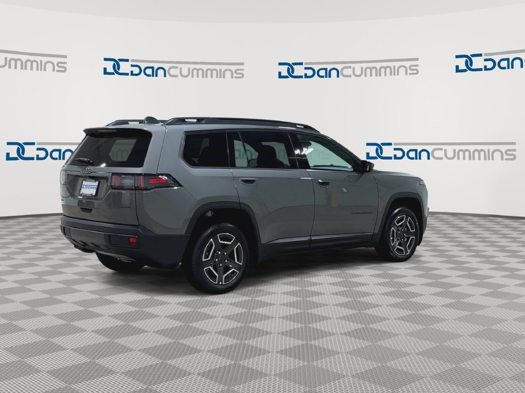 New 2026 Jeep Cherokee Laredo AWD/4WD image 8