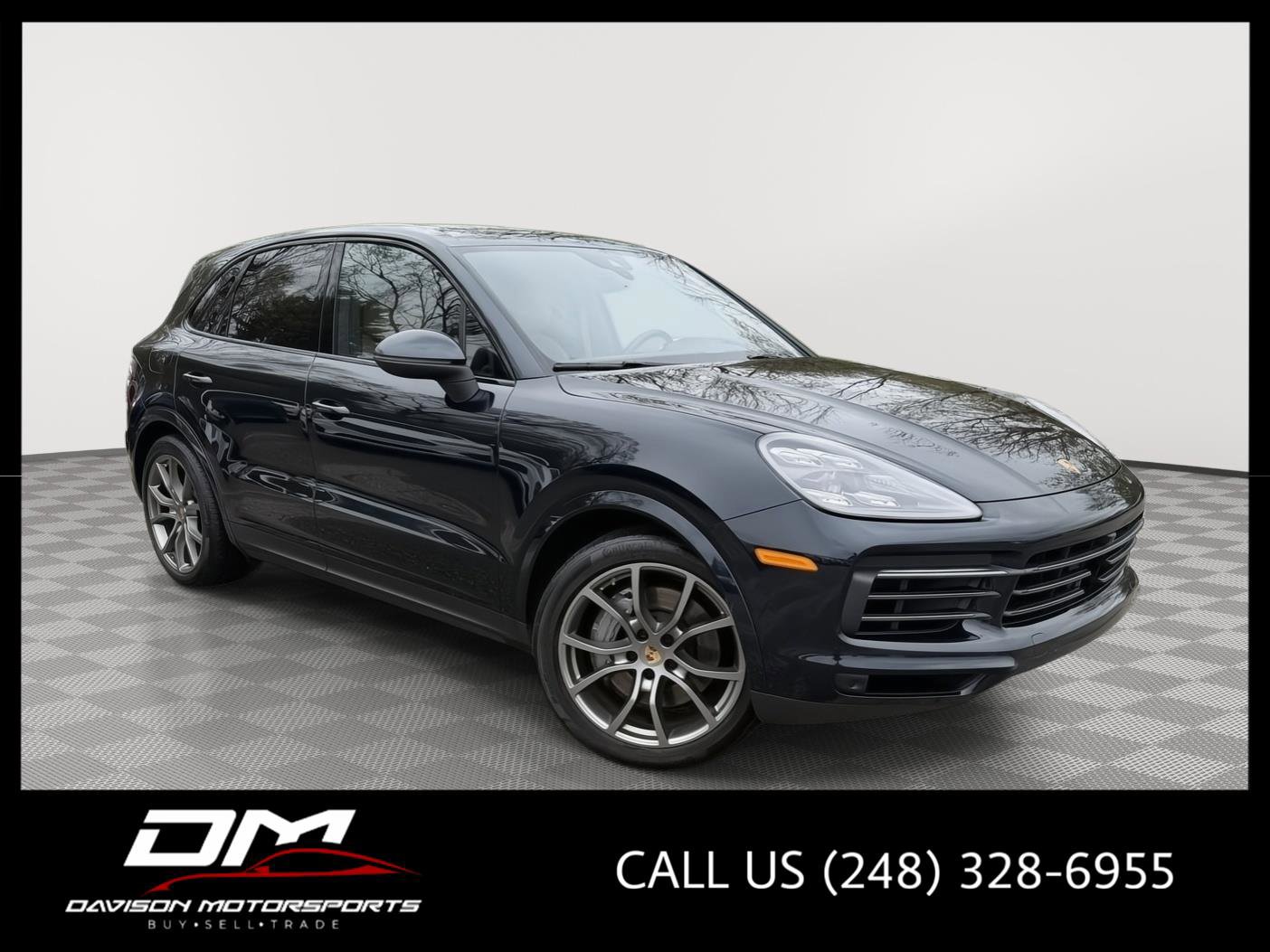 Used 2023 Porsche Cayenne S Platinum AWD/4WD image 1