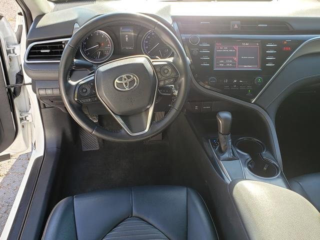 Used 2018 Toyota Camry SE image 16