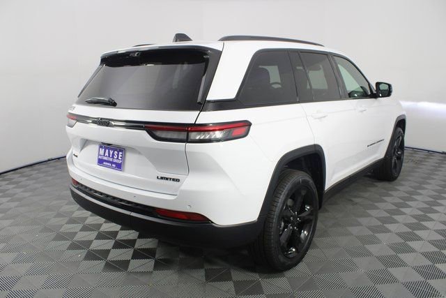 New 2025 Jeep Grand Cherokee Limited w/ Luxury Tech Group II image 29