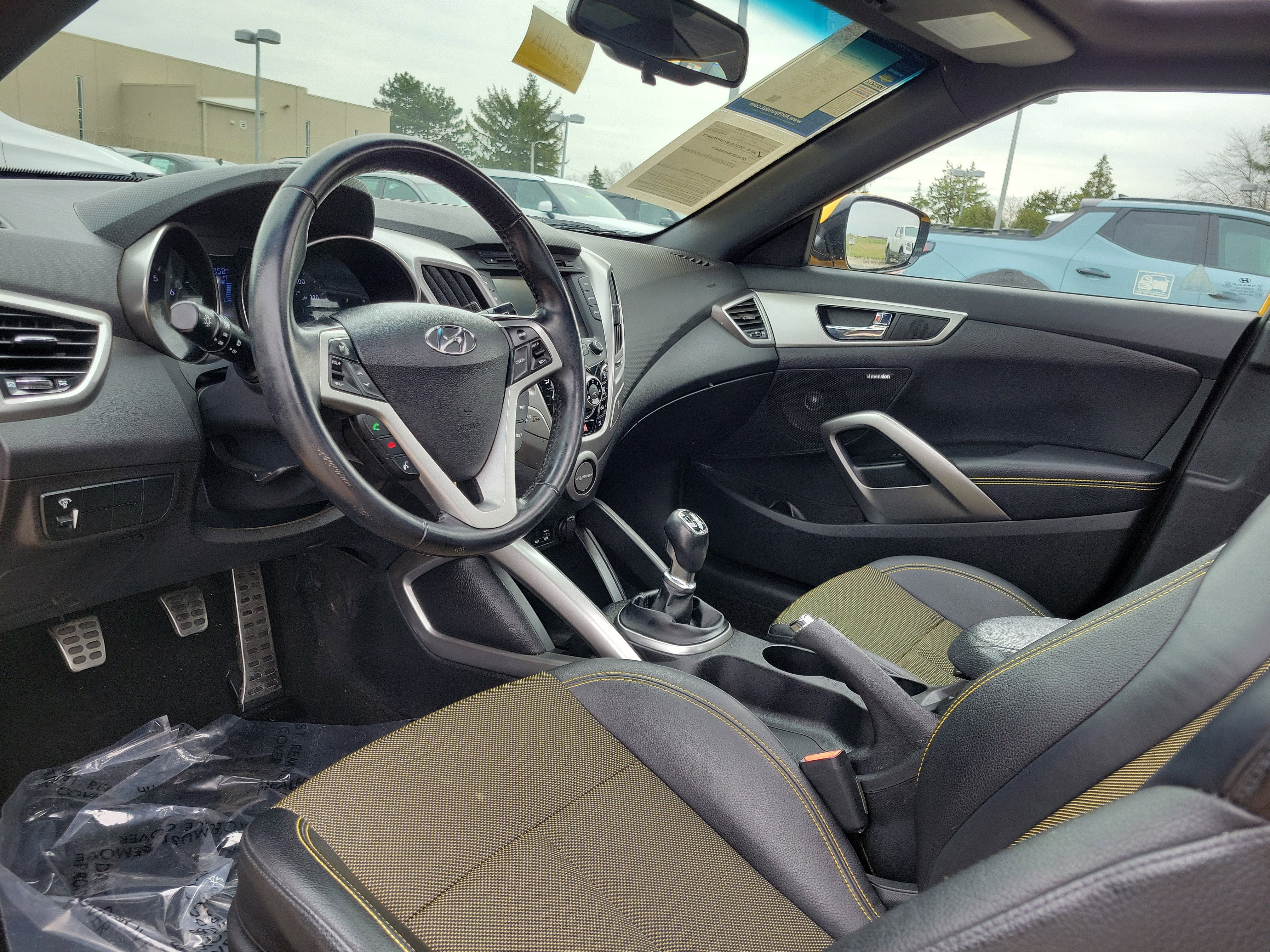 Used 2016 Hyundai Veloster w/ Option Group 02 image 19