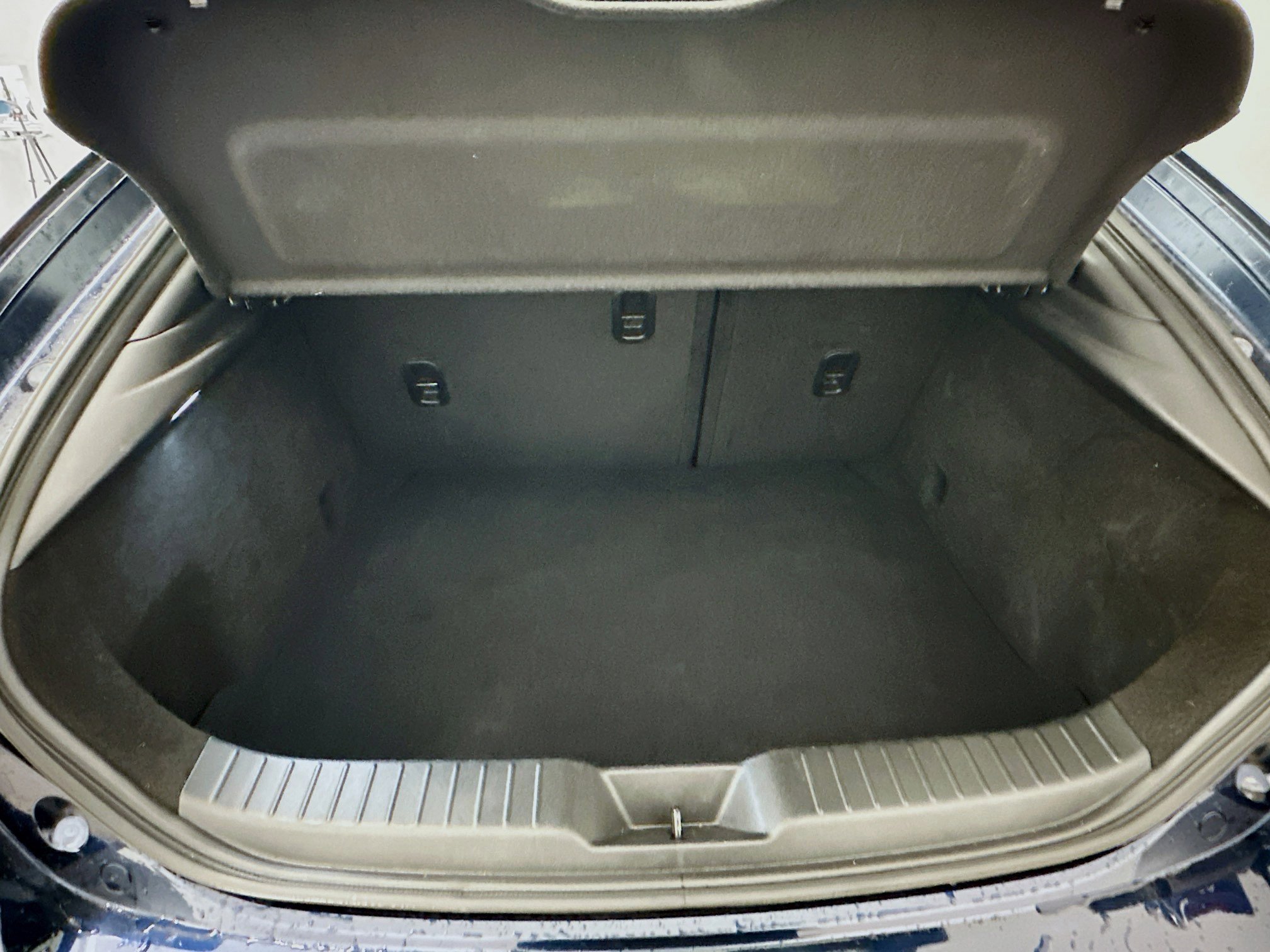 Used 2024 MAZDA MAZDA3 s image 30