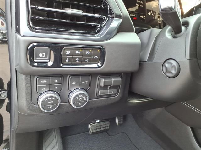 New 2026 GMC Yukon AT4 Ultimate AWD/4WD image 32