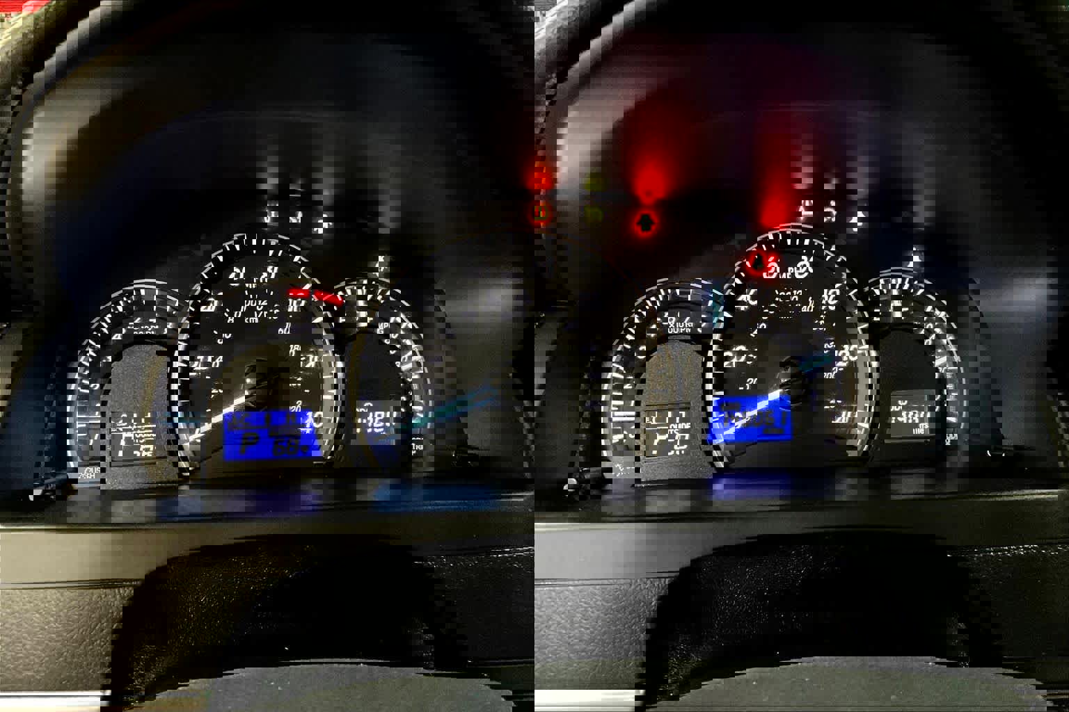 Used 2013 Toyota Camry LE image 22