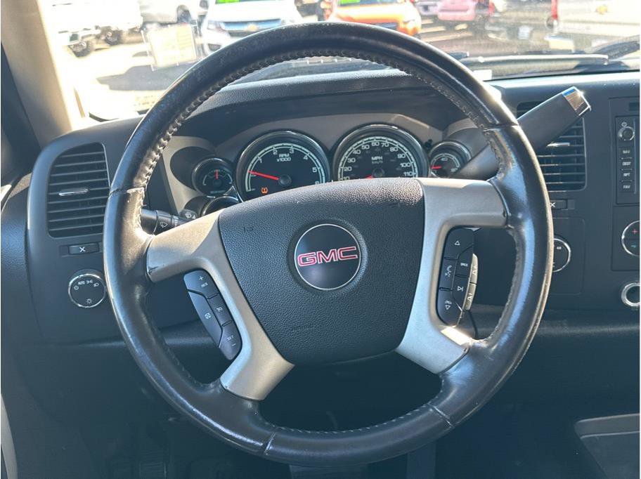 Used 2009 GMC Sierra 1500 4x4 Crew Cab image 15