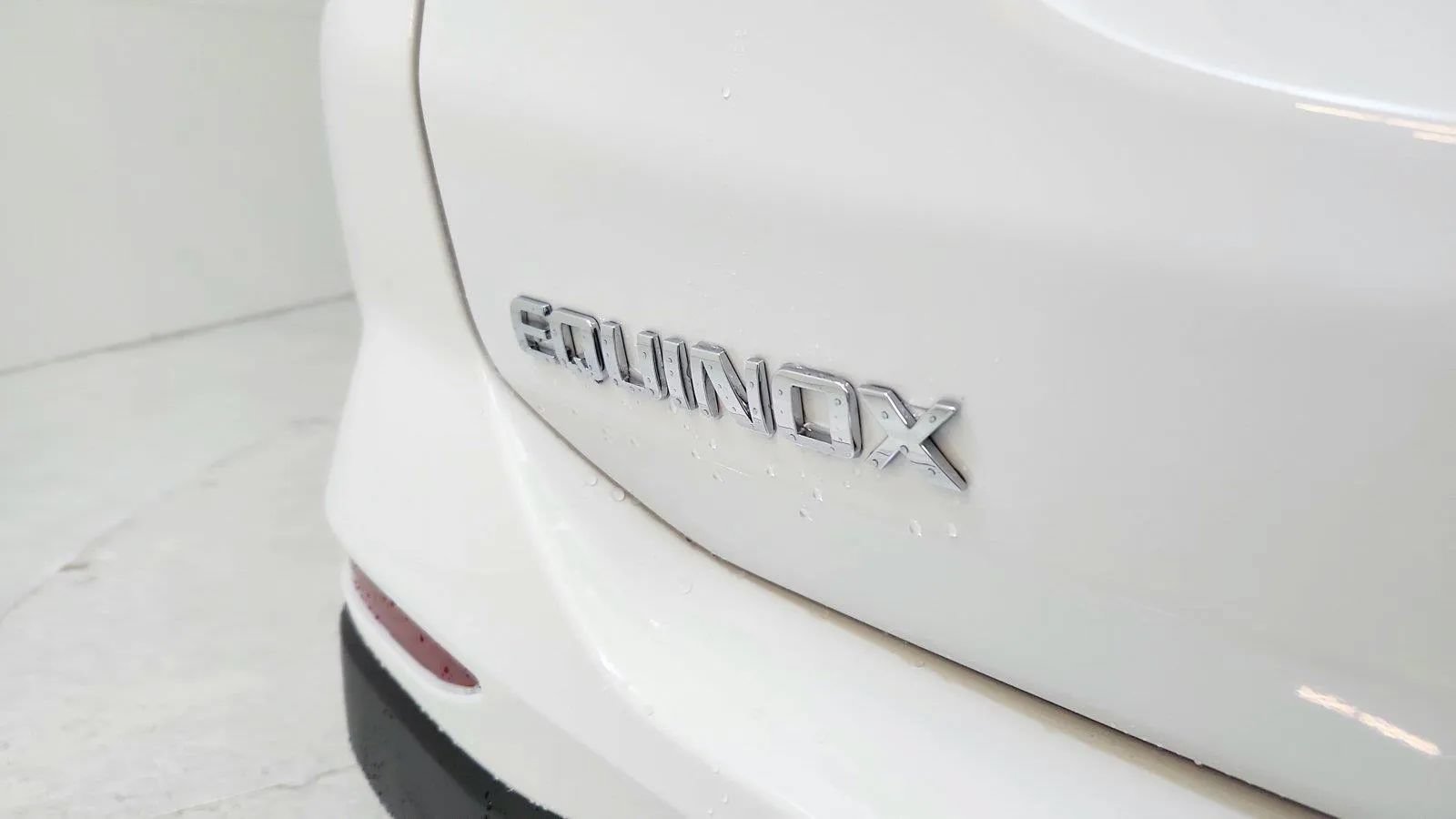 Used 2024 Chevrolet Equinox LS w/ Driver Confidence II Package FWD image 34