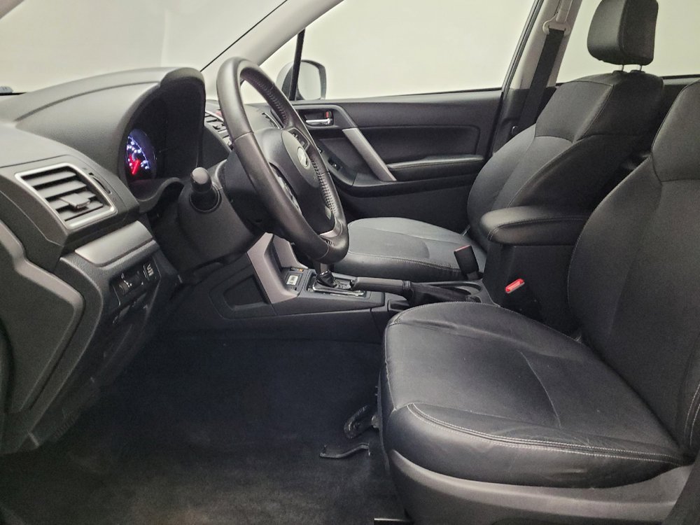 Used 2016 Subaru Forester 2.5i Touring AWD/4WD image 17
