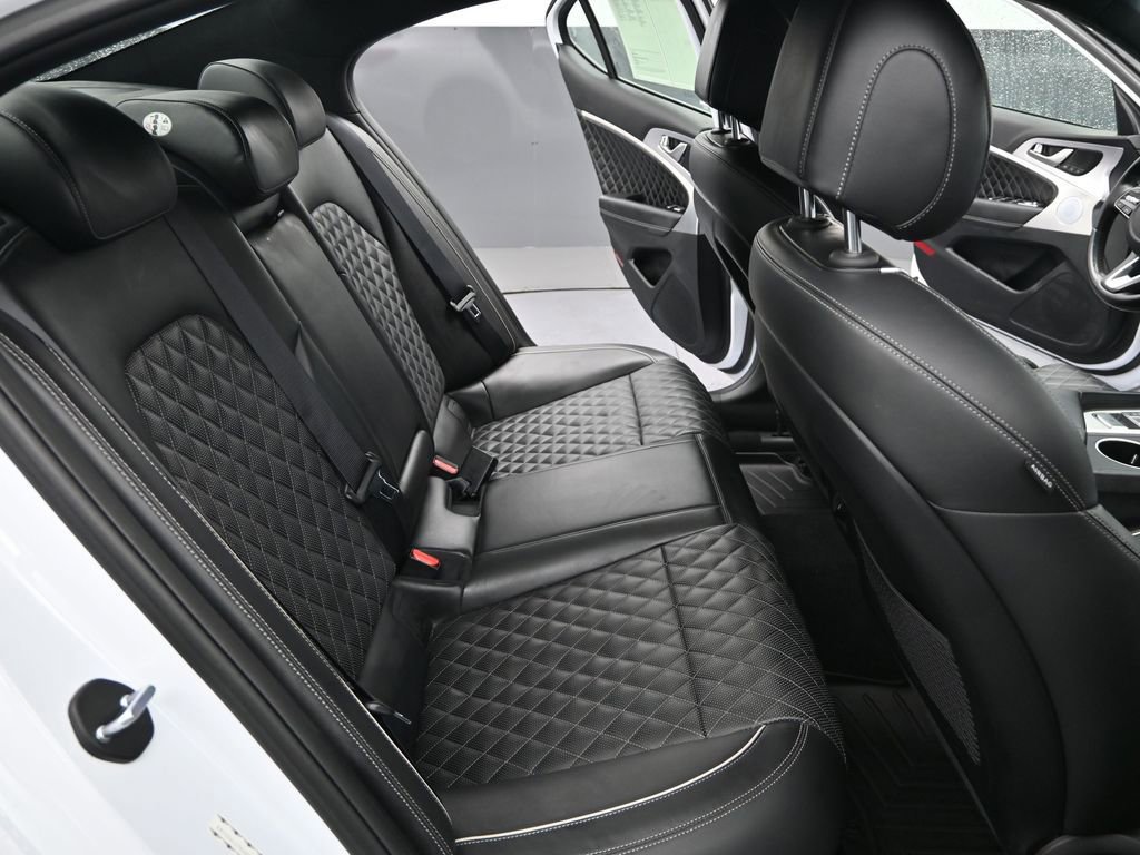 Used 2019 Genesis G70 3.3T Advanced w/ Sport Package image 26