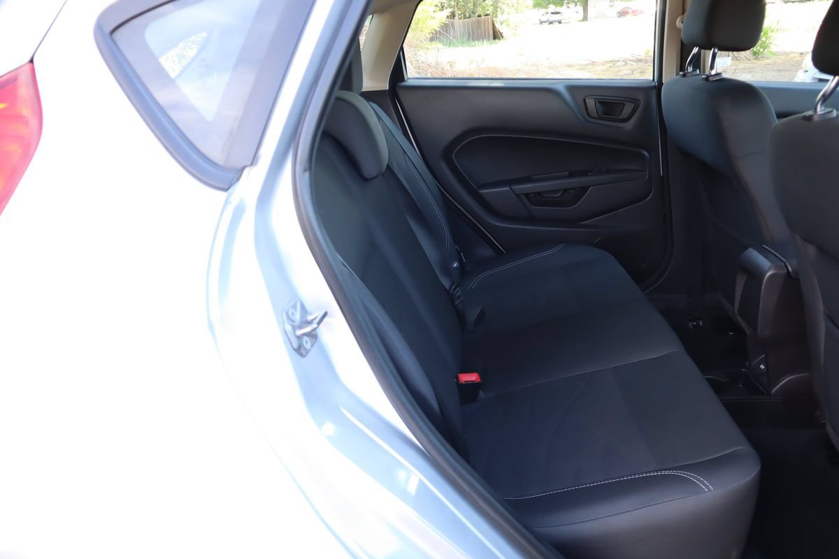 Used 2017 Ford Fiesta SE FWD image 21