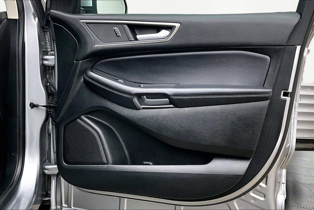 Certified 2023 Ford Edge SEL image 24