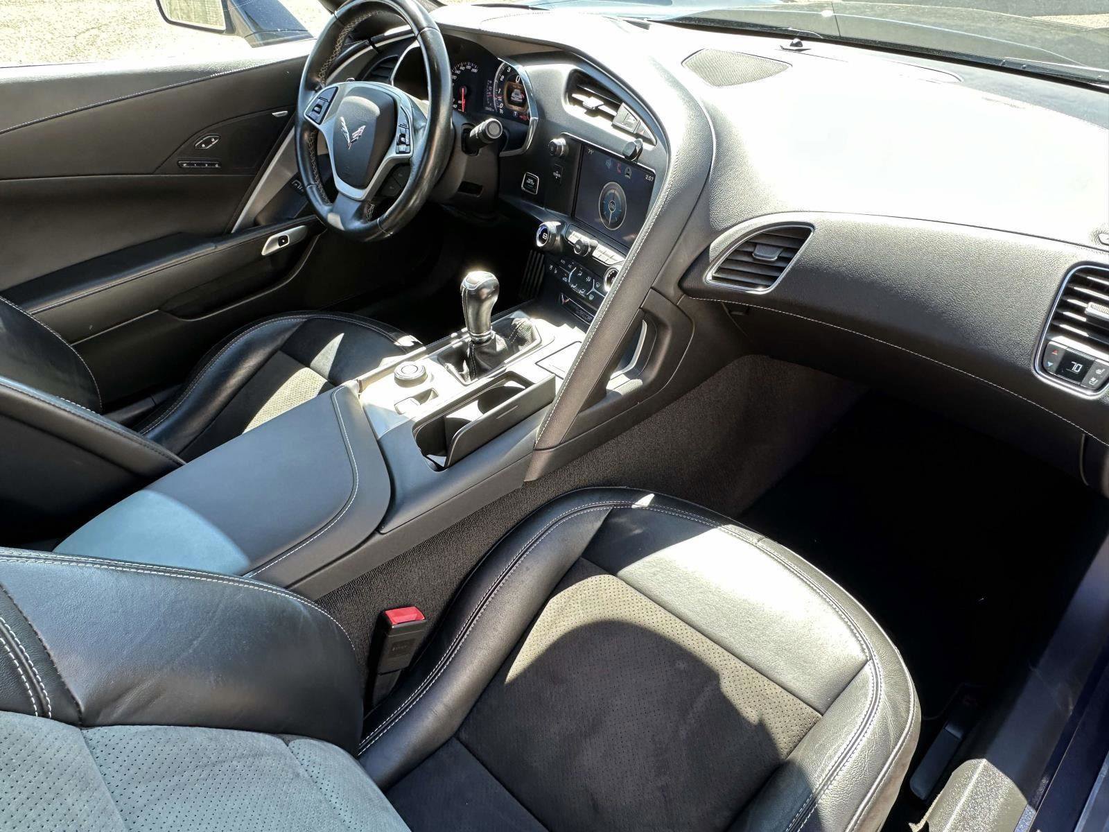 Used 2014 Chevrolet Corvette Stingray Coupe w/ 2LT Preferred Equipment Group image 12