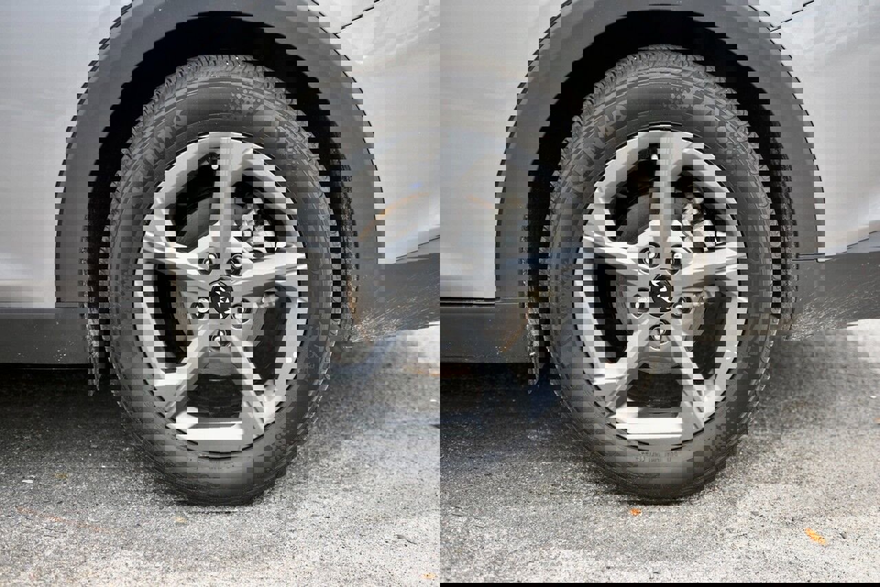 Used 2025 Kia K4 LXS image 12