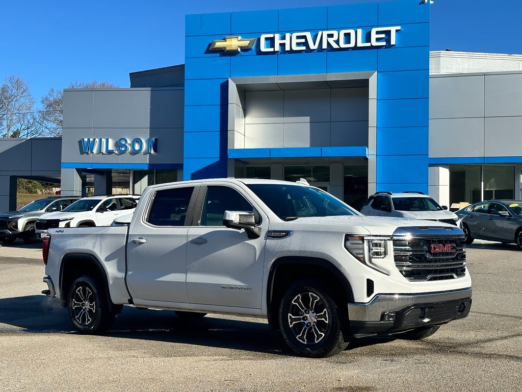 Used 2025 GMC Sierra 1500 SLT AWD/4WD image 1