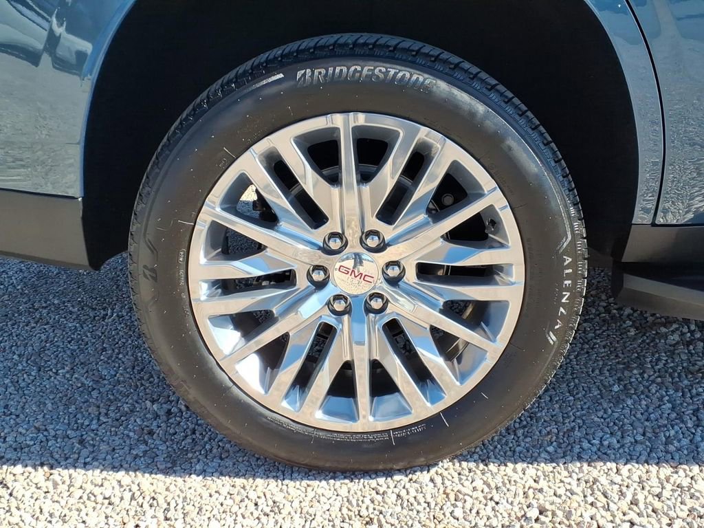 Used 2025 GMC Yukon Denali image 12