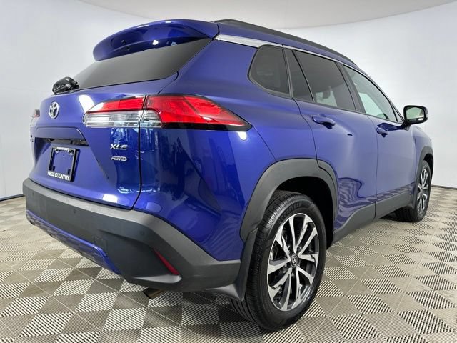 Used 2024 Toyota Corolla Cross XLE AWD/4WD image 12