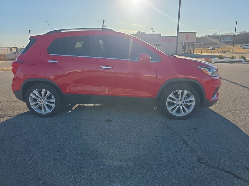 Used 2017 Chevrolet Trax Premier w/ Driver Confidence II Package image 4