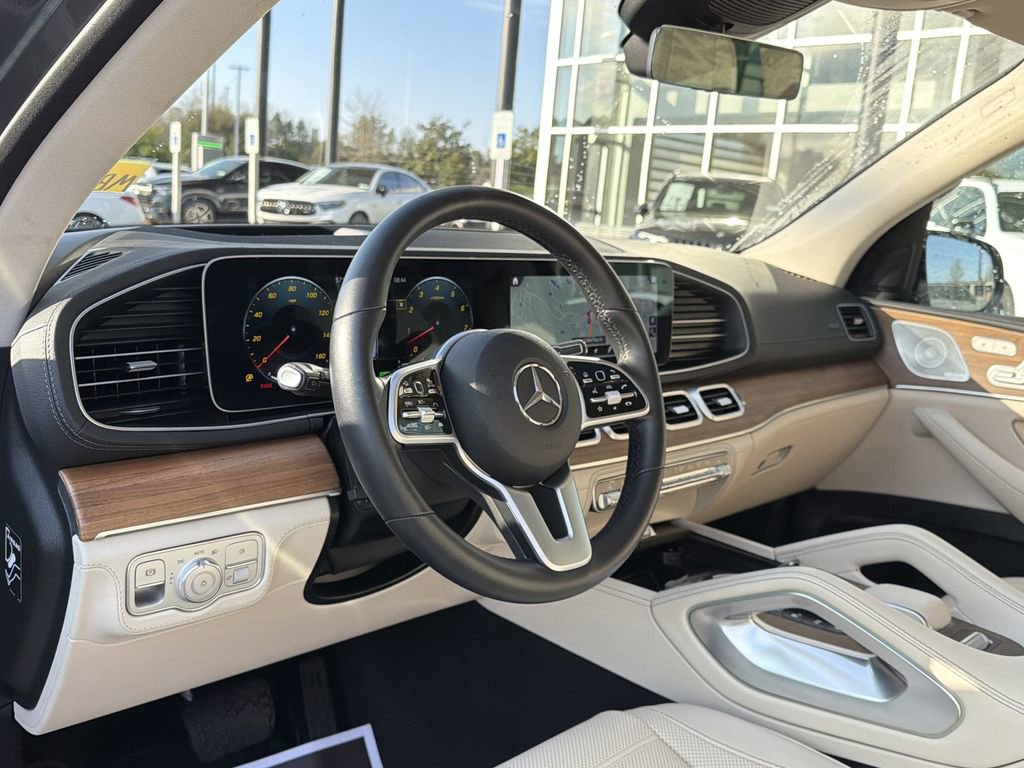 Certified 2022 Mercedes-Benz GLS 450 4MATIC image 10