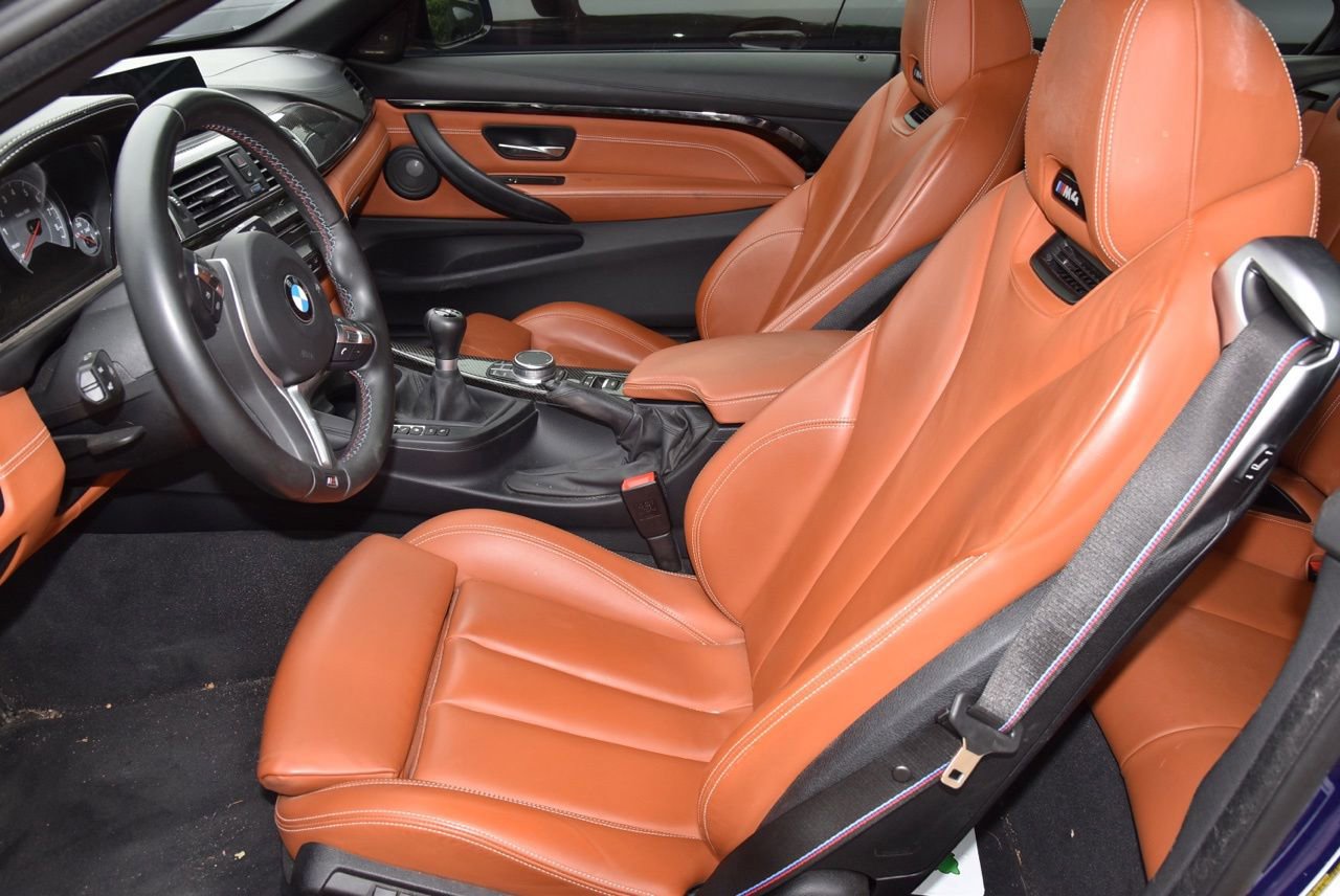 Used 2020 BMW M4 Convertible w/ Competition Package RWD image 11