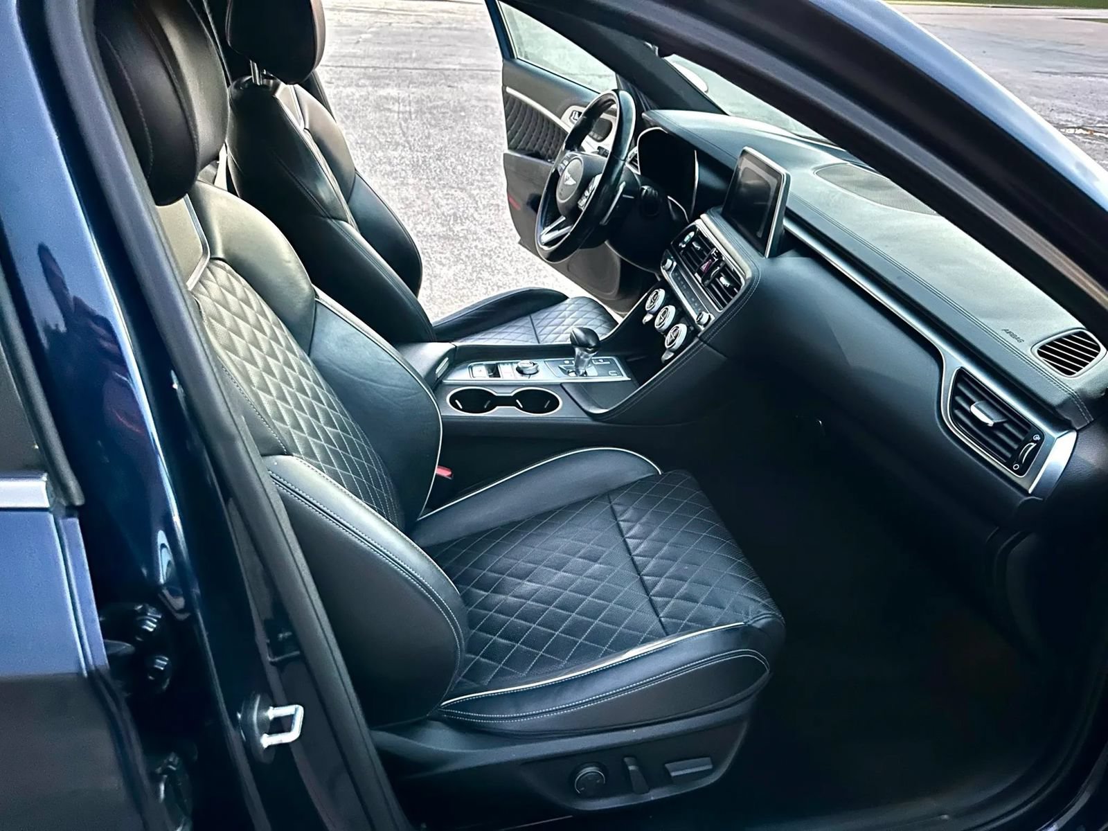 Used 2019 Genesis G70 2.0T Advanced w/ Sport Package RWD image 14