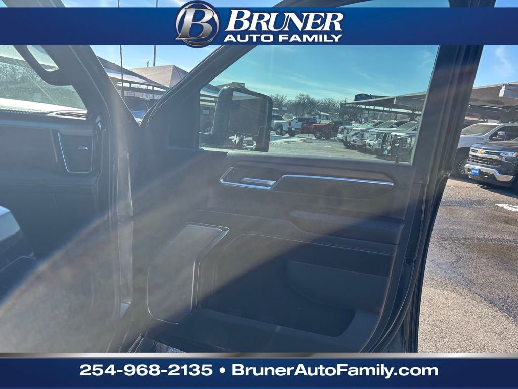 Certified 2024 GMC Sierra 3500 Denali w/ Denali Reserve Package image 15