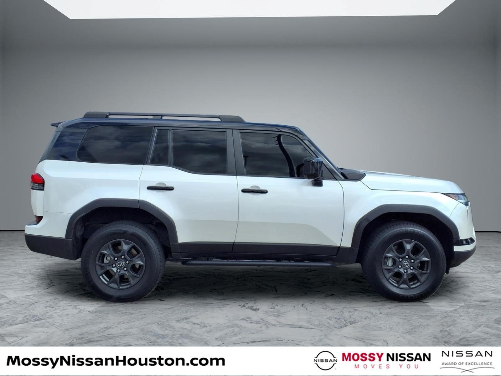 Used 2024 Lexus GX 550 AWD/4WD image 8