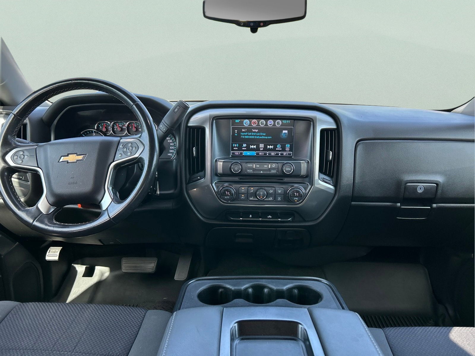 Used 2018 Chevrolet Silverado 1500 LT w/ All Star Edition AWD/4WD image 13